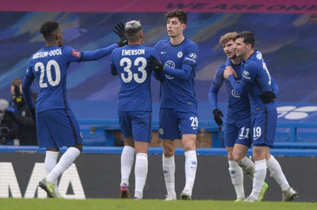 西山居新游《剑侠世界：起源》＂峨眉论剑＂资料片评测