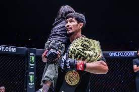 贝蒂斯被判点球的VAR录音公布：巴尔特拉一开始就抬起手臂